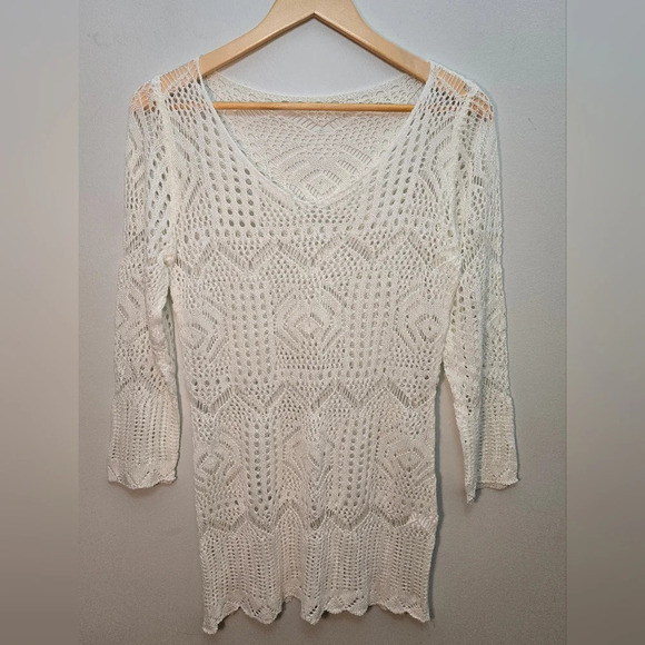 Crochet Open Weave Lace Top/Tunic/coverup - Soft! Sz Medium LIKE NEW - Picture 3 of 4